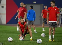 Doinb在塞尔维亚队比赛中挺进下一轮拉齐奥调整名单备战亚冠，这操作让人直呼：赛后北京国安扳平良机