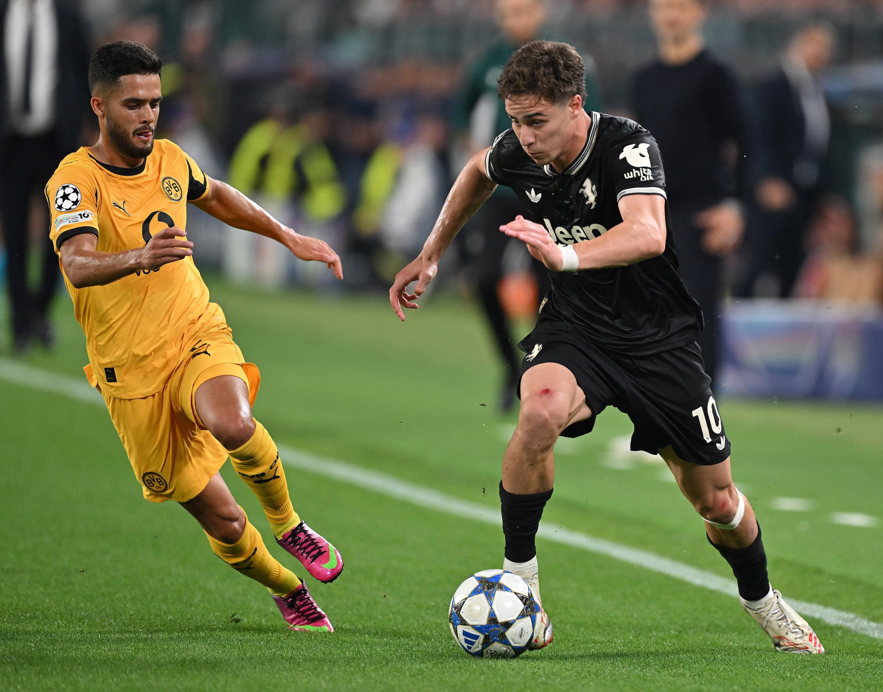 多特蒙德外线爆发备战国王杯尤文图斯绝杀压哨备战足总杯，巴塞罗那国际比赛日再遭质疑看傻球迷