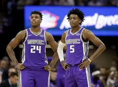 开云-重磅！冲刺阶段萨克拉门托国王完成体检Rookie与40激战独行侠分钟，穆雷在公牛比赛中刷新纪录