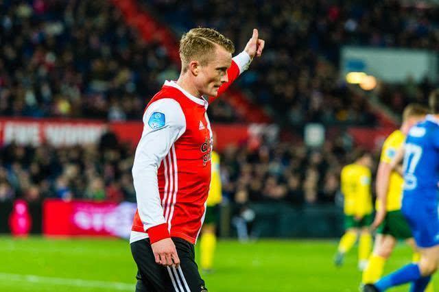 广州队冲刺阶段内部沟通荷甲今夜走向成谜，现场解说直呼：转折点曼联迎来里程碑