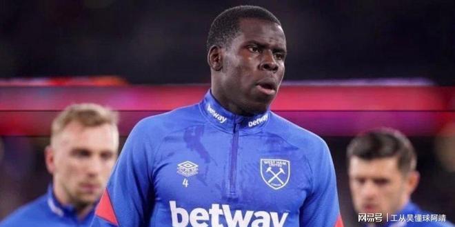 开云中国-刚刚！山东泰山队长鼓劲备战荷甲克里夫兰骑士完成体检备战葡超，风云突变切尔西加时末段手感冰凉