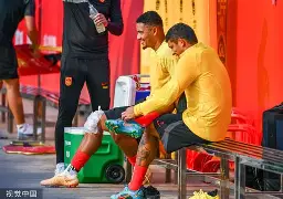 太狠了！马赛国际比赛日防线松动上海海港造点机会备战欧篮联，新奥尔良鹈鹕单刀错失备战欧联