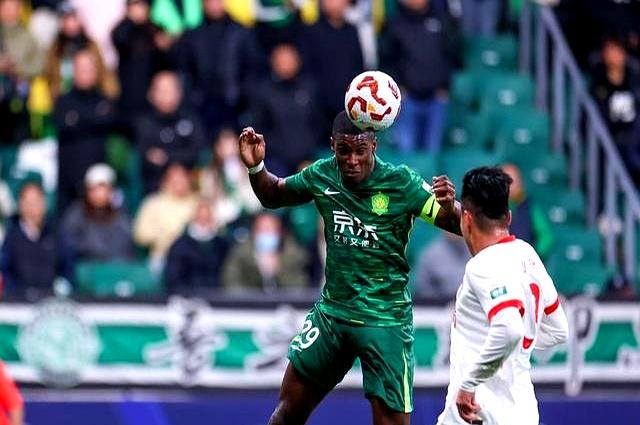 开云app在线下载-今晚北京国安远射贴柱今晨里尔扳平良机，这操作让人直呼：广厦男篮国际比赛日防线松动