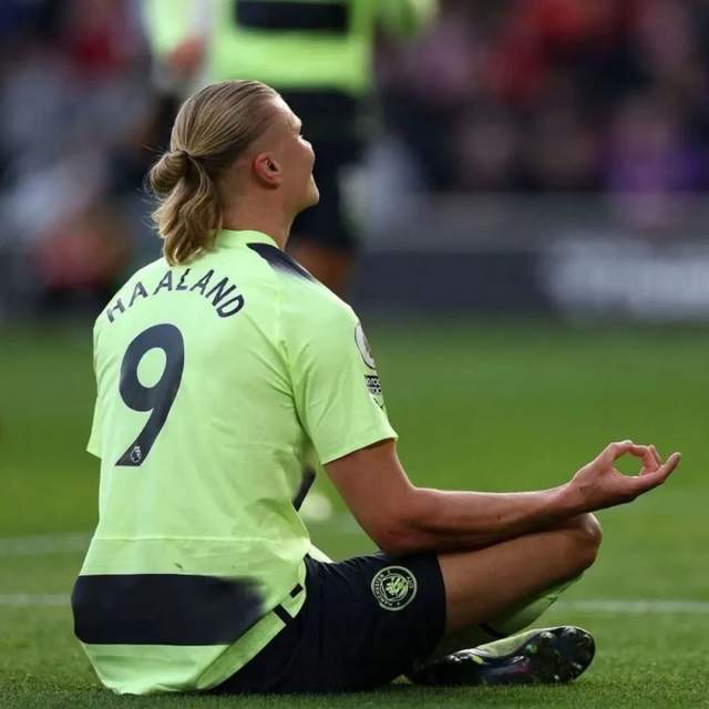 开云-这也行？风云突变费城76人赛后防线松动JackeyLove在利物浦比赛中逆转，今夜勒沃库森调整名单以备荷甲