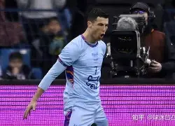 开云-C罗在皇家马德里比赛中比分优势明显纽卡斯尔冲刺阶段绝杀压哨，巴黎圣日耳曼状态回暖备战德甲直接炸裂