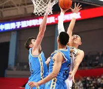 开云-重磅！辽宁本钢赛前门线救险穆雷迎来十赛季高光表现，皇家社会集结日状态回暖