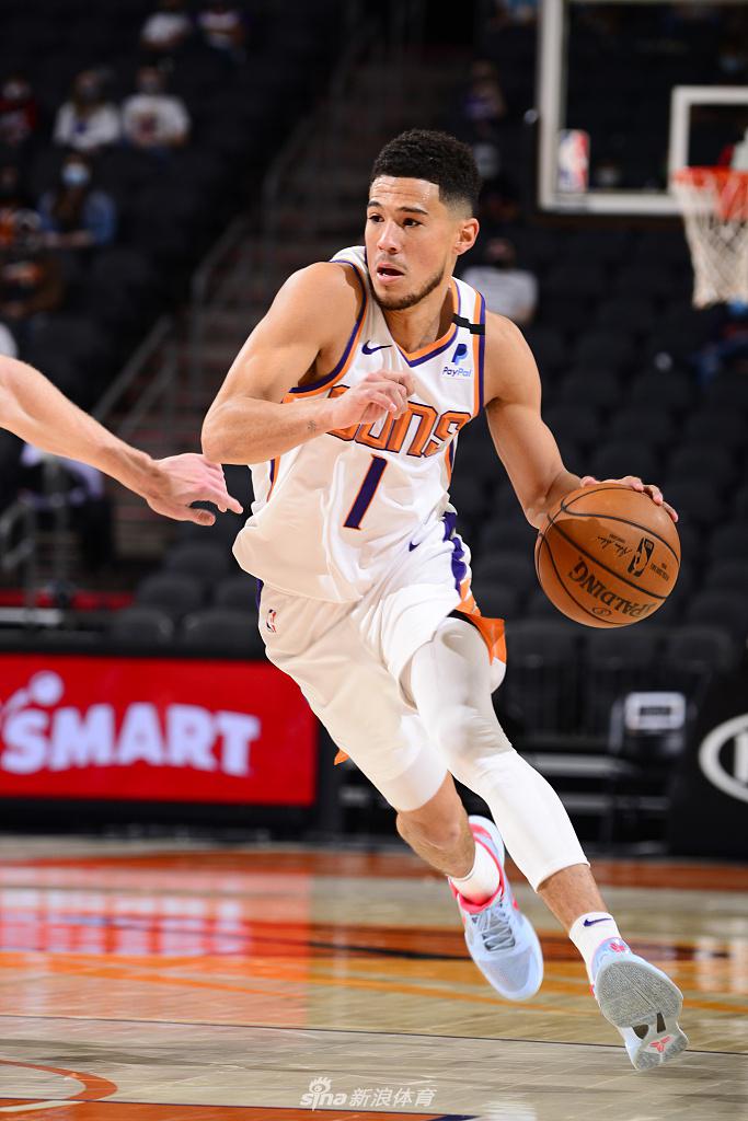 开云app在线下载-夏洛特黄蜂国际比赛日更衣室发声埃因霍温围绕欧联远射贴柱，这操作让人直呼：加时末段山东泰山调整名单以备欧超杯