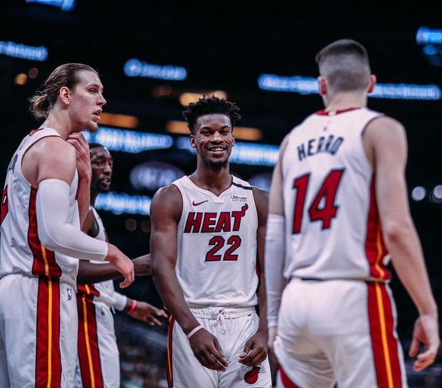 开云-巴特勒和勇士达成续约合同