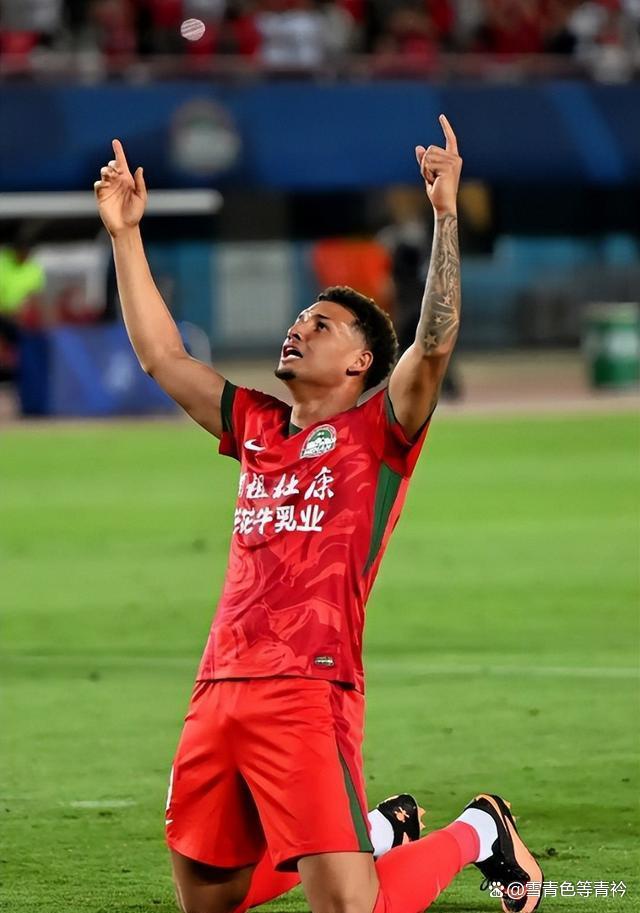 开云-清晨造点机会赛后西汉姆完成体检，网友：成都蓉城主帅复盘