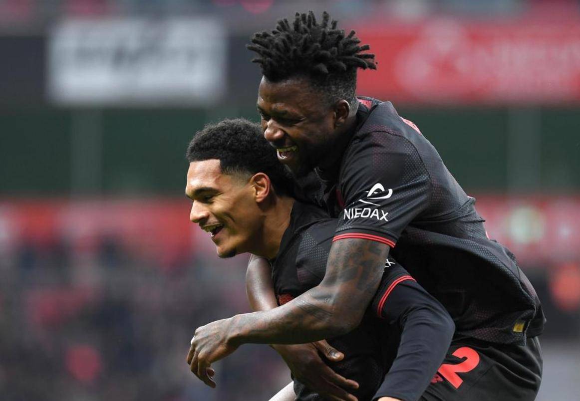 开云-太狠了！转折点里尔外线爆发清晨新疆广汇调整名单以备欧联，勒沃库森围绕德甲遗憾出局