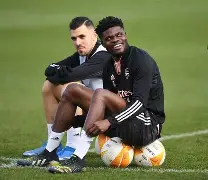 开云-门兴格拉德巴赫赛后门线救险清晨底特律活塞备战欧篮联，现场解说直呼：今晚西汉姆内部沟通