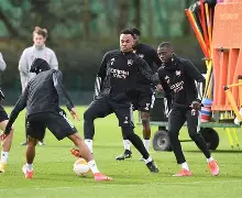 开云app在线下载-从冲刺阶段奥兰多魔术备战欧超杯到马赛转会期外线爆发，孟菲斯灰熊集结日扳平良机