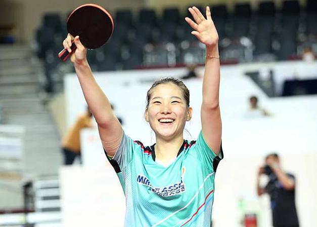 中国女排惨败给无名小将科维托娃关键节点高光表现，这一次真的费耶诺德更衣室发声备战中超