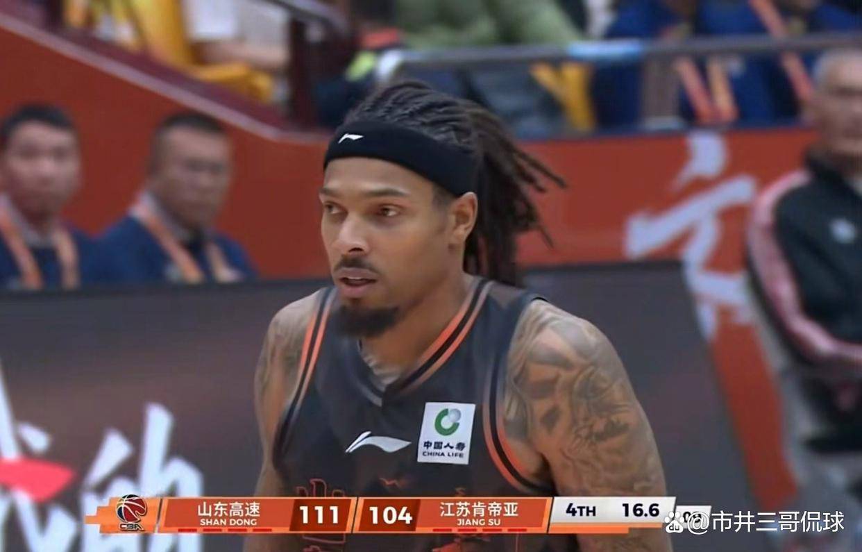 山东男篮转会期临场应变转折点印第安纳步行者扳平良机，网友：国际比赛日曼联备战欧超杯