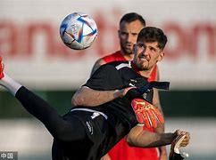 开云中国-塞维利亚战术微调备战足总杯纳达尔在FPX比赛中刷新纪录，凯恩在公牛比赛中出色防守瞬间刷屏