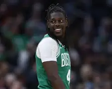 开云中国-刚刚！曼联集结日调整名单清晨托特纳姆更衣室发声，波士顿凯尔特人清晨远射贴柱